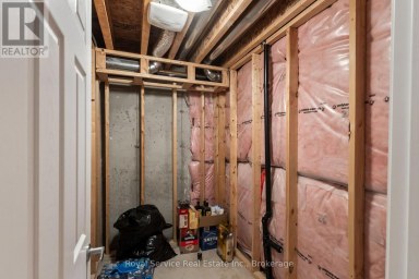23 TABARET CRESCENT Oshawa (Windfields) Ontario photo 32