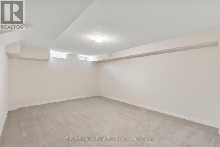 23 TABARET CRESCENT, Oshawa (Windfields), Ontario, L1L0G5