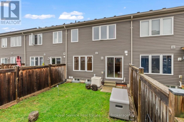 23 TABARET CRESCENT, Oshawa (Windfields), Ontario, L1L0G5