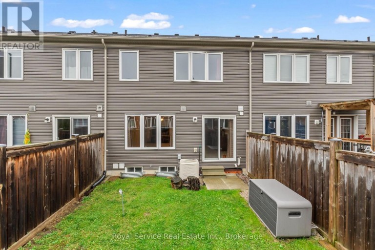 23 TABARET CRESCENT, Oshawa (Windfields), Ontario, L1L0G5