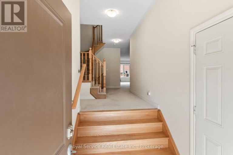 23 TABARET CRESCENT, Oshawa (Windfields), Ontario, L1L0G5