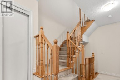 23 TABARET CRESCENT Oshawa (Windfields) Ontario photo 7