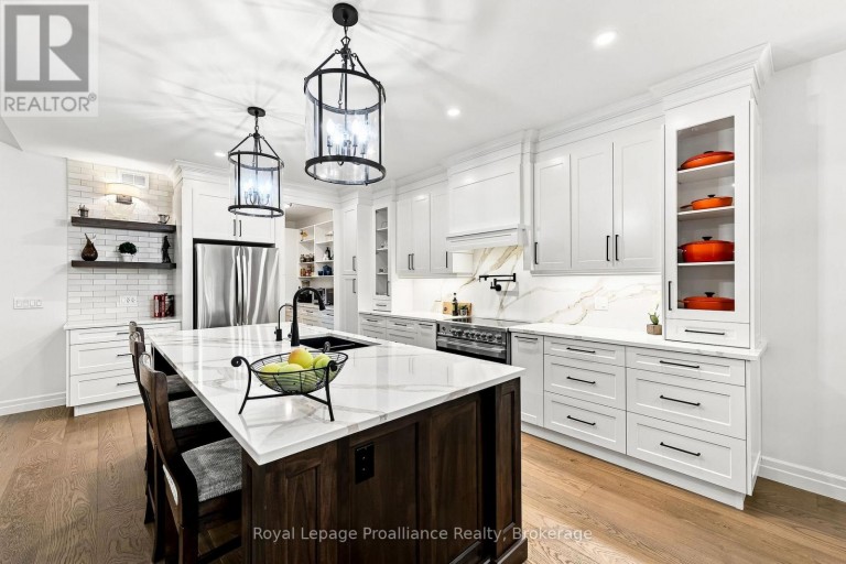 100 DEERVIEW DRIVE, Quinte West (Murray Ward), Ontario, K8V0L9