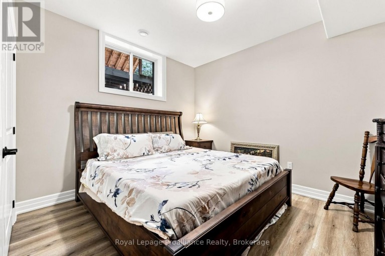 100 DEERVIEW DRIVE, Quinte West (Murray Ward), Ontario, K8V0L9