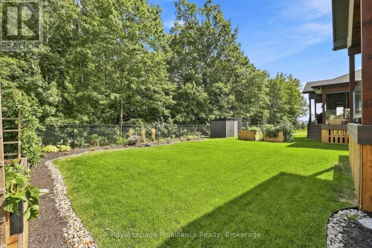 100 DEERVIEW DRIVE, Quinte West (Murray Ward), Ontario, K8V0L9