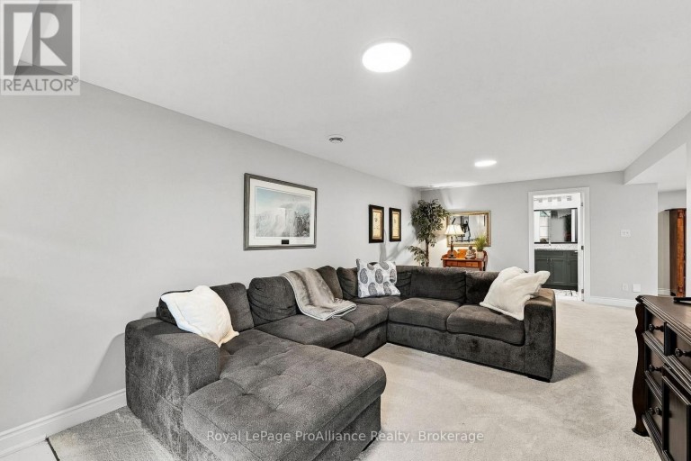 17 CLAYTON JOHN AVENUE, Brighton, Ontario, K0K1H0