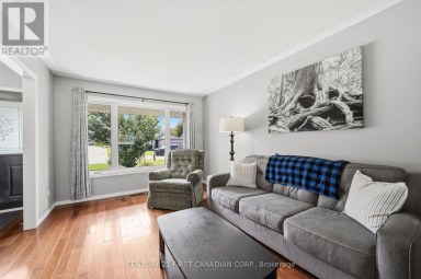 8 ROBIN STREET North Middlesex (Ailsa Craig) Ontario photo 12