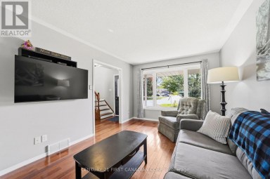 8 ROBIN STREET North Middlesex (Ailsa Craig) Ontario photo 13