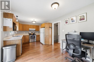 8 ROBIN STREET North Middlesex (Ailsa Craig) Ontario photo 19