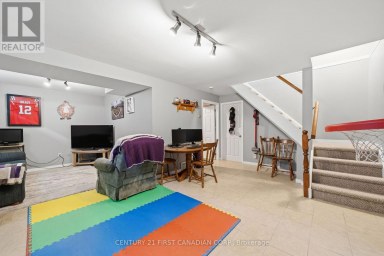 8 ROBIN STREET North Middlesex (Ailsa Craig) Ontario photo 28