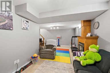 8 ROBIN STREET North Middlesex (Ailsa Craig) Ontario photo 30
