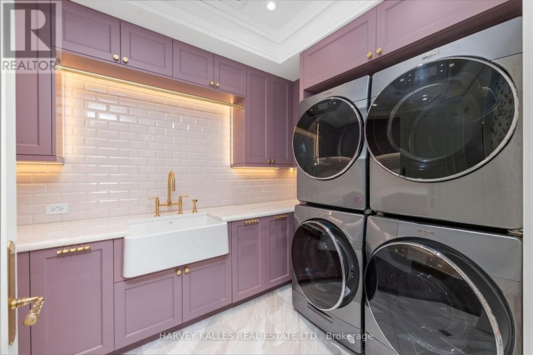 221 FOREST HILL ROAD, Toronto (Forest Hill South), Ontario, M5P2N3