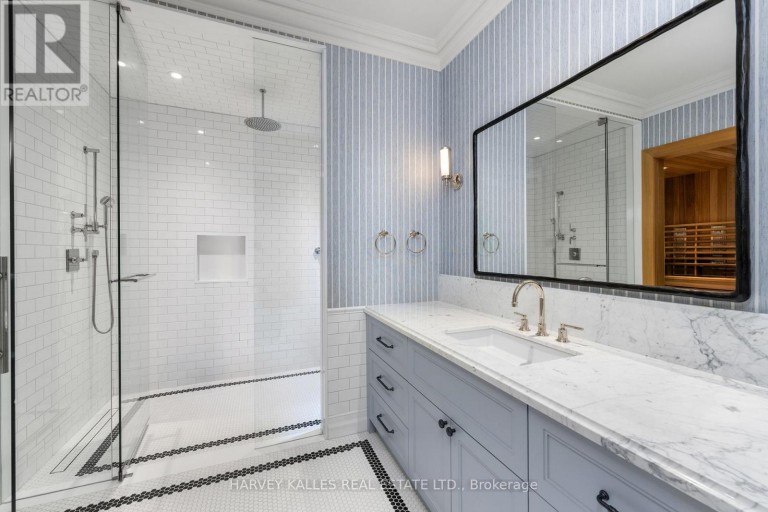 221 FOREST HILL ROAD, Toronto (Forest Hill South), Ontario, M5P2N3