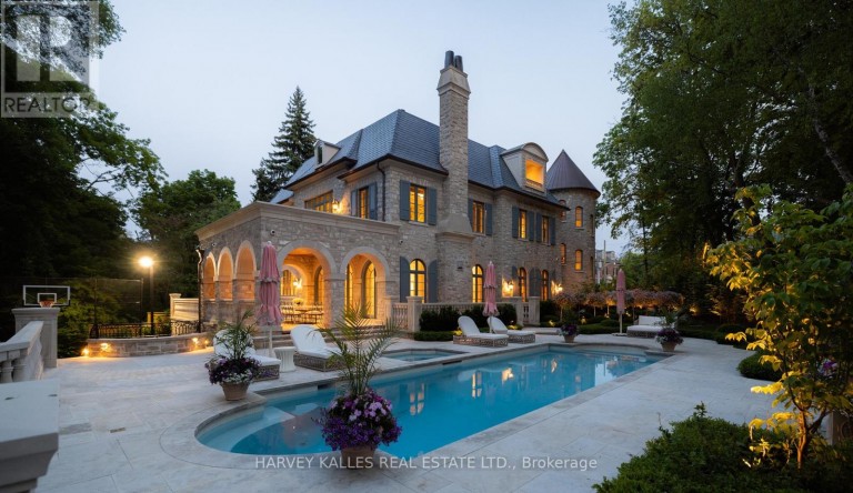 221 FOREST HILL ROAD, Toronto (Forest Hill South), Ontario, M5P2N3