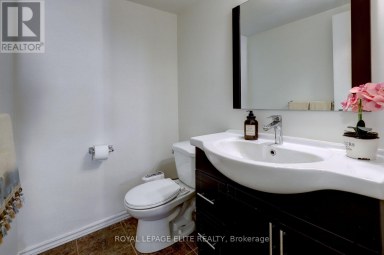 250 - 2 VALHALLA INN ROAD Toronto (Islington-City Centre West) Ontario photo 27