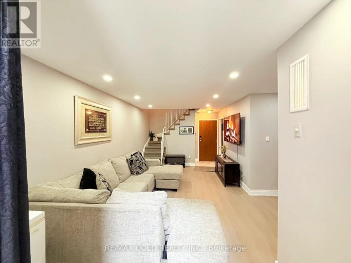 179 - 2095 ROCHE COURT, Mississauga (Sheridan), Ontario, L5K2C8