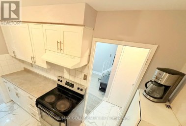 179 - 2095 ROCHE COURT Mississauga (Sheridan) Ontario photo 2