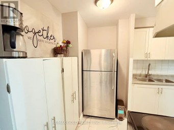 179 - 2095 ROCHE COURT Mississauga (Sheridan) Ontario photo 3