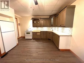 D - 777 JAMES STREET Norfolk (Delhi) Ontario photo 7