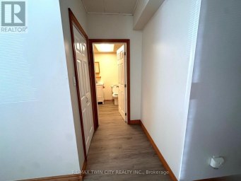 D - 777 JAMES STREET Norfolk (Delhi) Ontario photo 9