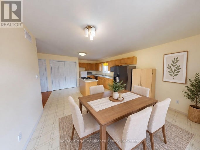 17 SUMAC TERRACE, Belleville (Belleville Ward), Ontario, K8N5X4