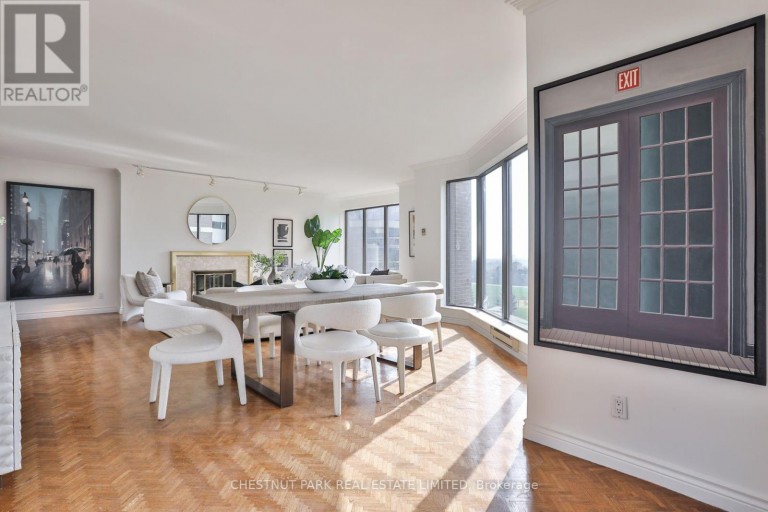 805 - 70 ROSEHILL AVENUE, Toronto (Rosedale-Moore Park), Ontario, M4T2W7