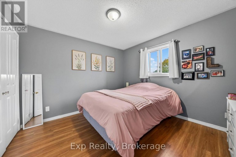4 HARBOURVIEW CRESCENT, Prince Edward County (Wellington Ward), Ontario, K0K3L0