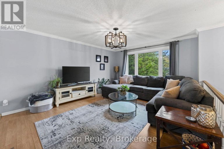 4 HARBOURVIEW CRESCENT, Prince Edward County (Wellington Ward), Ontario, K0K3L0
