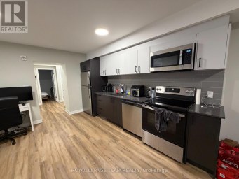 B06 - 1305 SUMMERVILLE AVENUE Ottawa Ontario photo 5