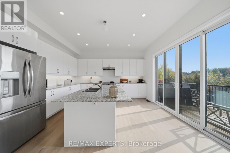 211 STORMONT TRAIL, Vaughan (Vellore Village), Ontario, L4H4P6