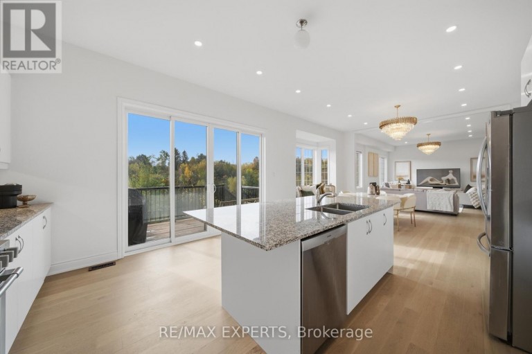 211 STORMONT TRAIL, Vaughan (Vellore Village), Ontario, L4H4P6