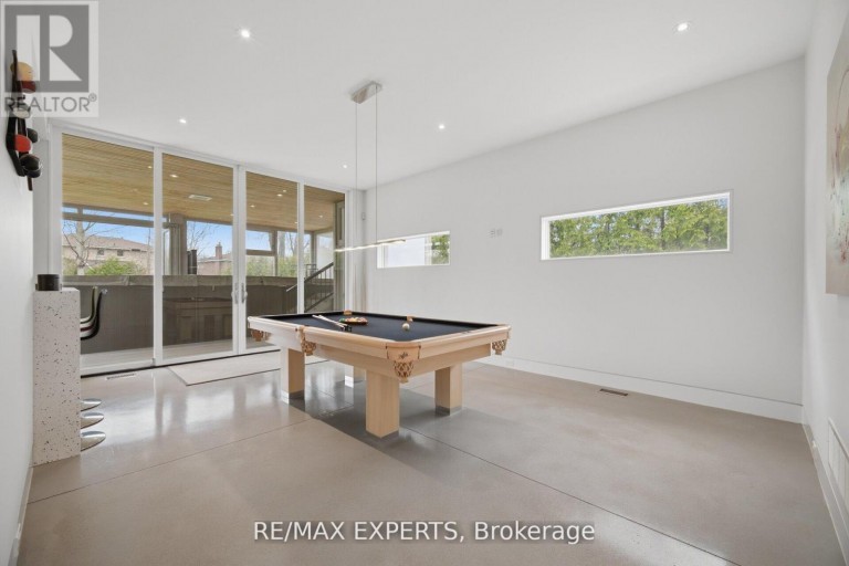 1527 GLENHILL CRESCENT, Mississauga (Lorne Park), Ontario, L5H3C4