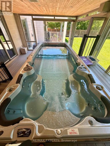 1527 GLENHILL CRESCENT, Mississauga (Lorne Park), Ontario, L5H3C4
