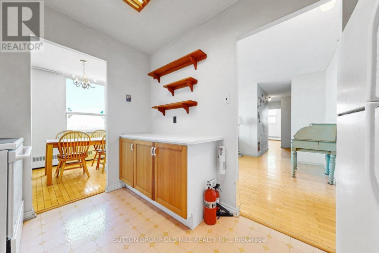 1901 - 5 PARKWAY FOREST DRIVE, Toronto (Henry Farm), Ontario, M2J1L2