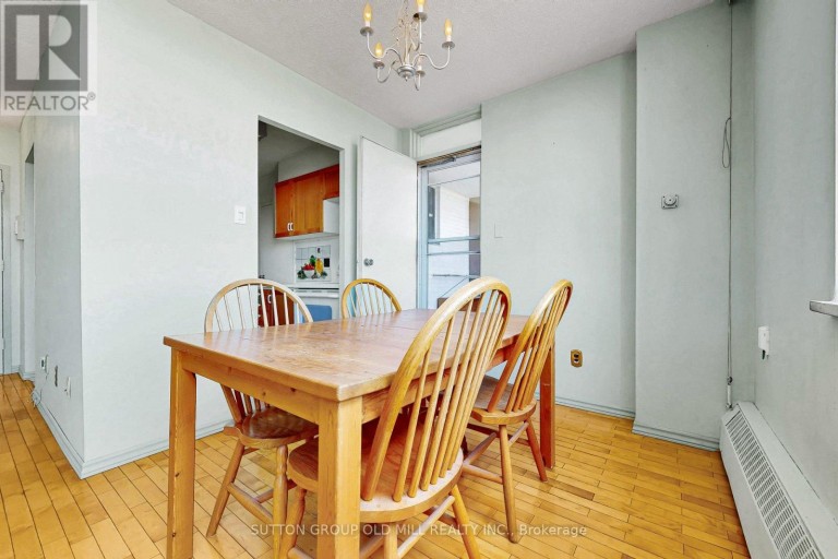 1901 - 5 PARKWAY FOREST DRIVE, Toronto (Henry Farm), Ontario, M2J1L2
