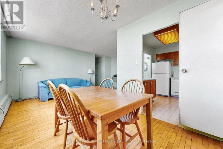 1901 - 5 PARKWAY FOREST DRIVE, Toronto (Henry Farm), Ontario, M2J1L2