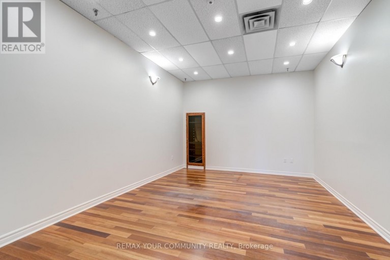 43 - 145 ROYAL CREST COURT, Markham (Milliken Mills West), Ontario, L3R9Z4