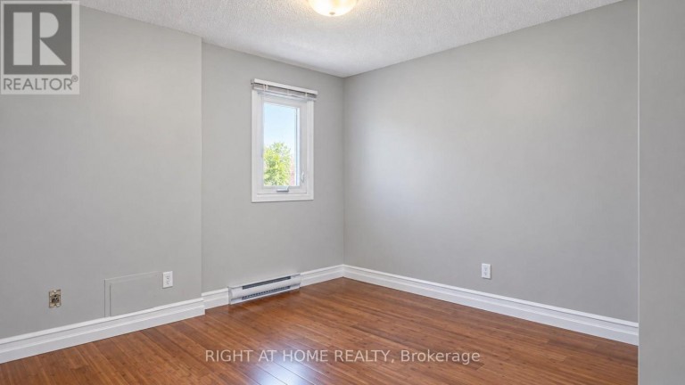 56 - 508 ESSA ROAD, Barrie (Holly), Ontario, L0M1A0
