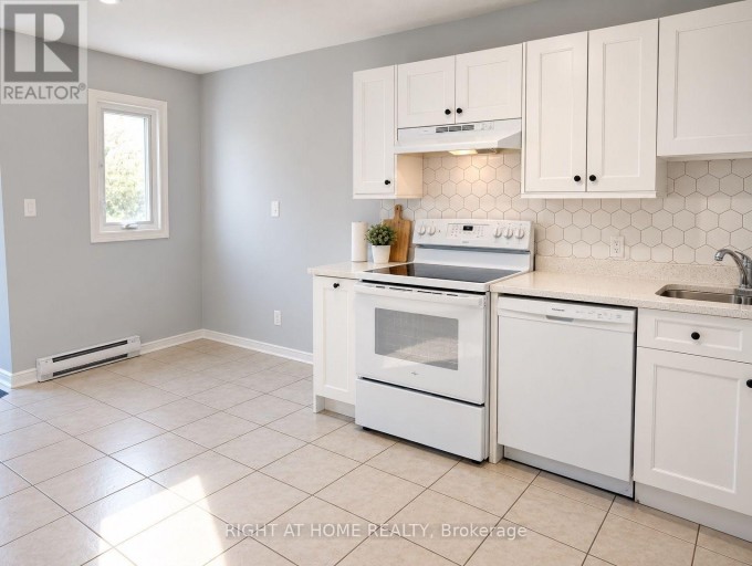 56 - 508 ESSA ROAD, Barrie (Holly), Ontario, L0M1A0