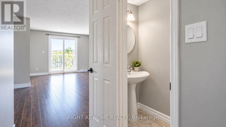 56 - 508 ESSA ROAD, Barrie (Holly), Ontario, L0M1A0