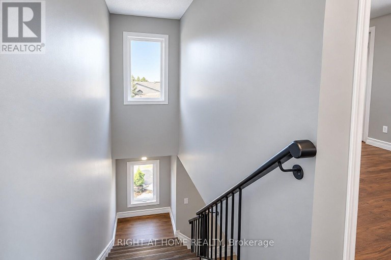 56 - 508 ESSA ROAD, Barrie (Holly), Ontario, L0M1A0