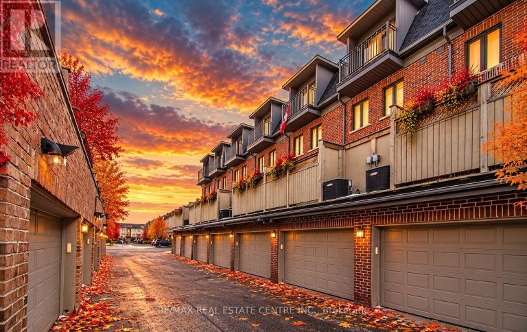 30 CORMIER HEIGHTS, Toronto (Mimico), Ontario, M8Z0B5