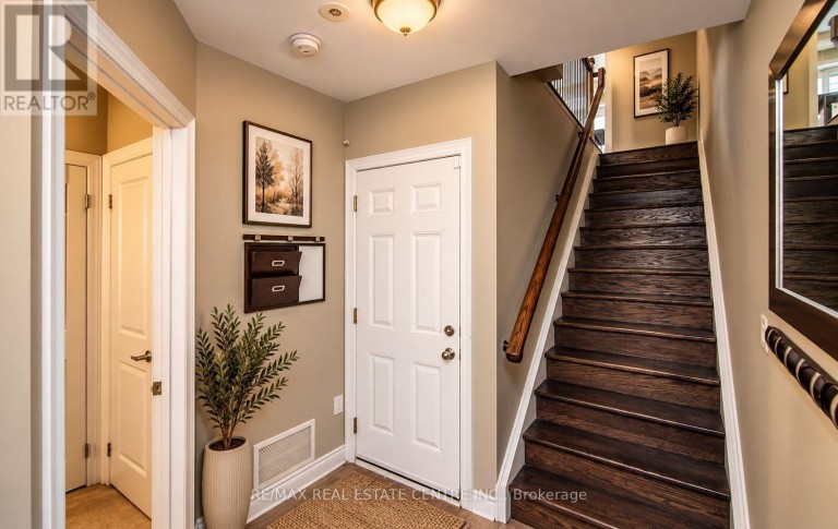 30 CORMIER HEIGHTS, Toronto (Mimico), Ontario, M8Z0B5