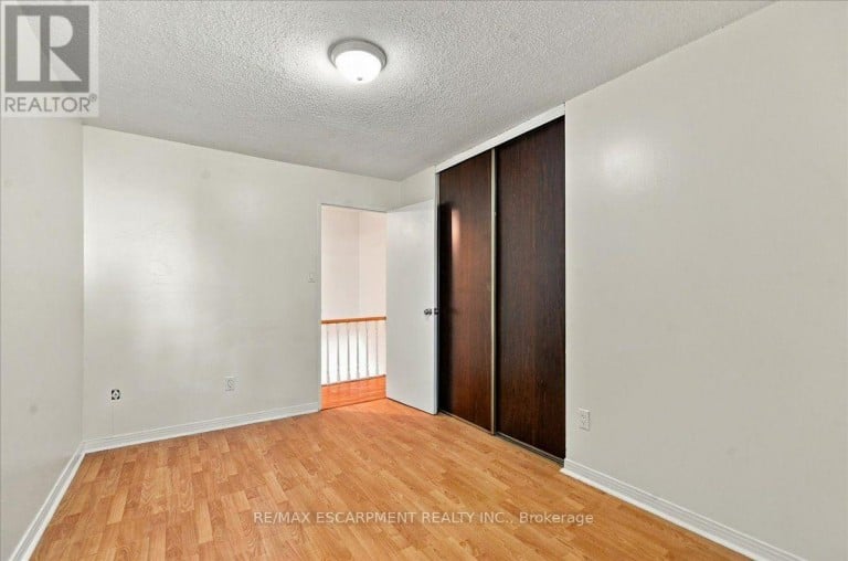 322 - 1300 MARLBOROUGH COURT, Oakville (FA Falgarwood), Ontario, L6H2S2