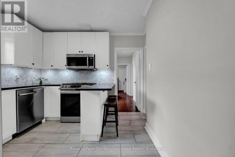 312 GIBBONS STREET, Oshawa (McLaughlin), Ontario, L1J4Y8