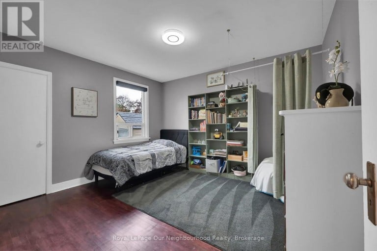 312 GIBBONS STREET, Oshawa (McLaughlin), Ontario, L1J4Y8