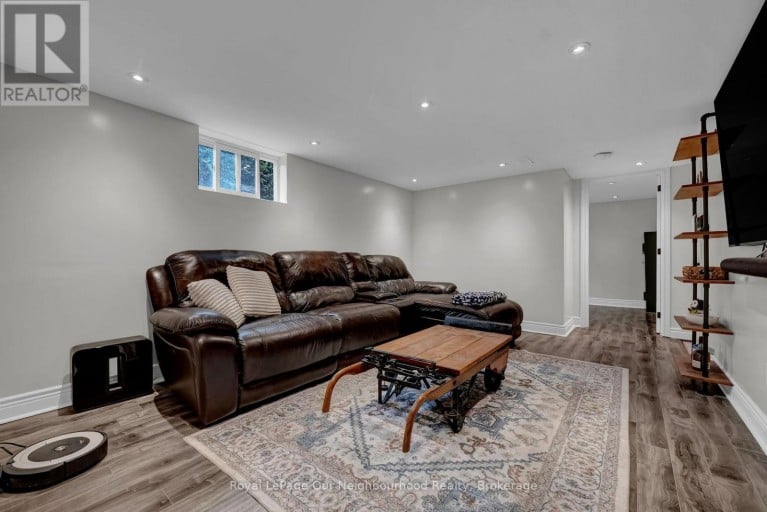 312 GIBBONS STREET, Oshawa (McLaughlin), Ontario, L1J4Y8