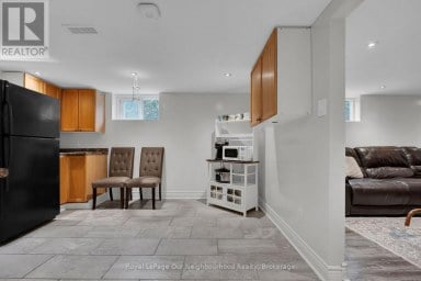 312 GIBBONS STREET Oshawa (McLaughlin) Ontario photo 27