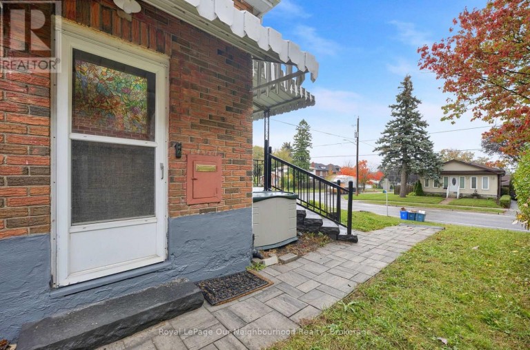 312 GIBBONS STREET, Oshawa (McLaughlin), Ontario, L1J4Y8