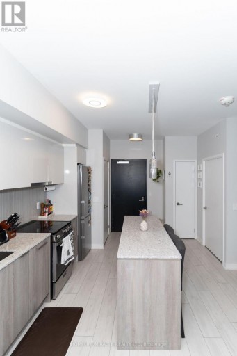 1320 - 31 TIPPETT ROAD, Toronto (Clanton Park), Ontario, M3H0C8